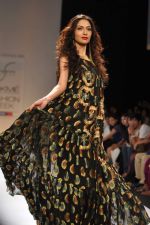 Model walk the ramp for payal Kapoor show at Lakme Fashion Week Day 3 on 5th Aug 2012 (26).JPG